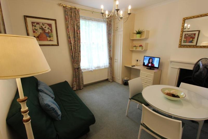 Stay In Serviced Apartments Queensway Londen Buitenkant foto